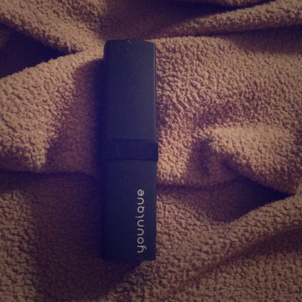 Younique Lipstick